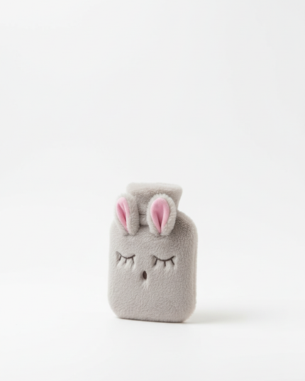 Flauschige Wärmflasche in Beige - kuschelig durch kalte - Ansicht 5