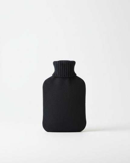 Schwarze Wärmflasche mit Bezug zu - kuschelig warm - Ansicht 5